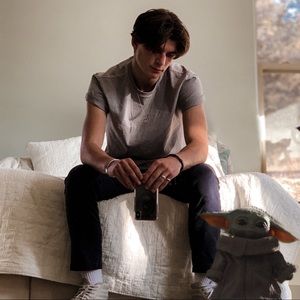 Meet your Posher, Ethan